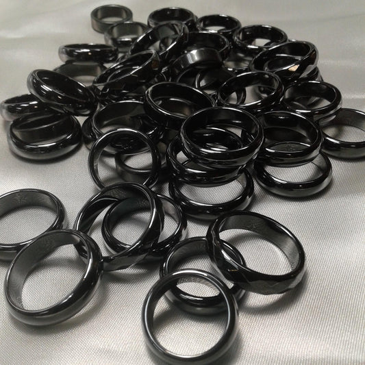 Stone Rings, assorted                                                                                     (Virgels R-168)